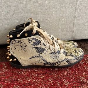 Melody Ehsani x Reebok Sneakers